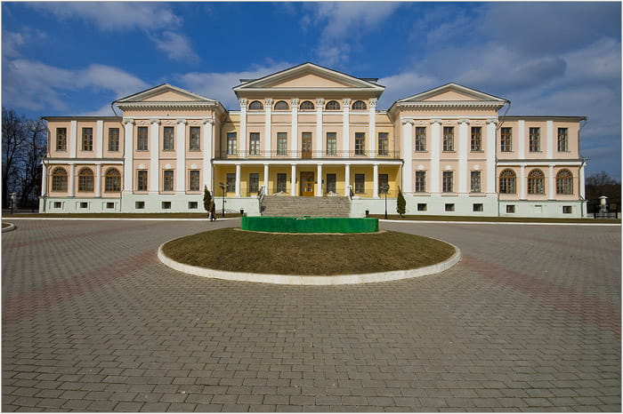 Здание дворца